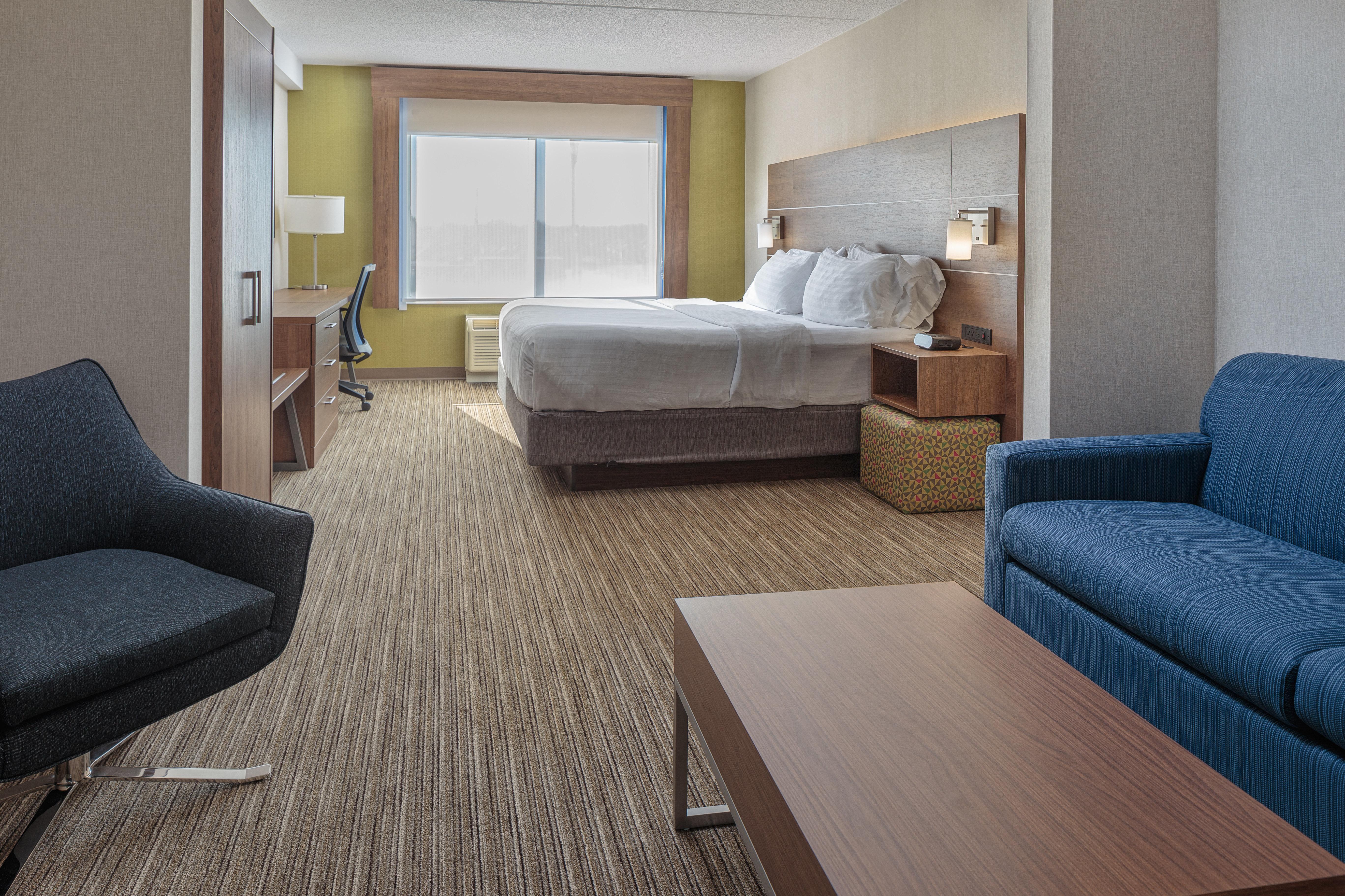 Holiday Inn Express & Suites - Belleville By Ihg Buitenkant foto
