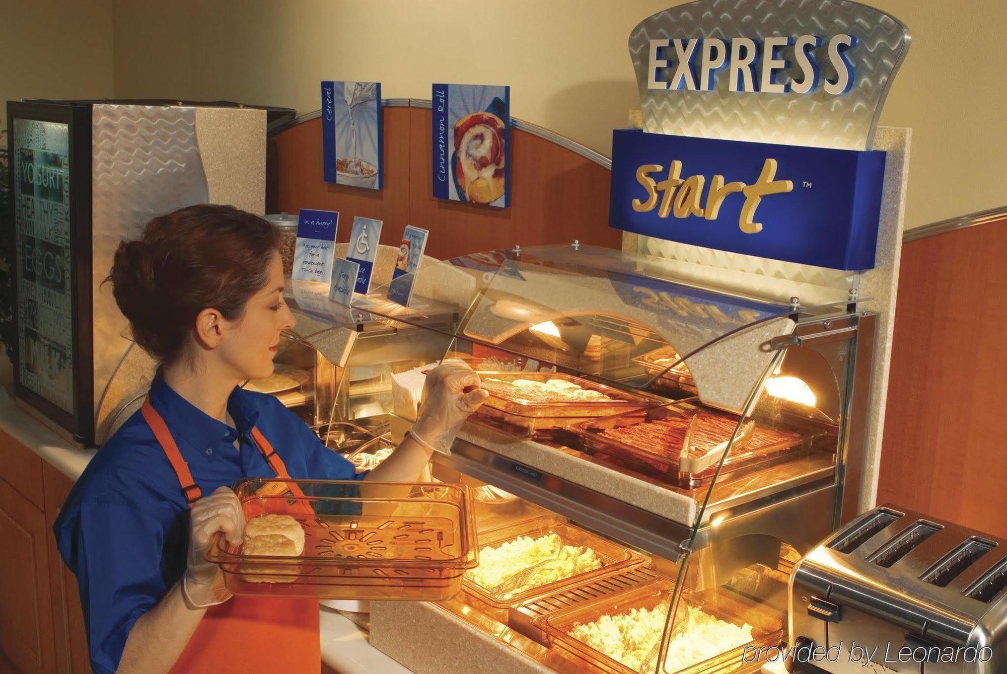 Holiday Inn Express & Suites - Belleville By Ihg Restaurant foto